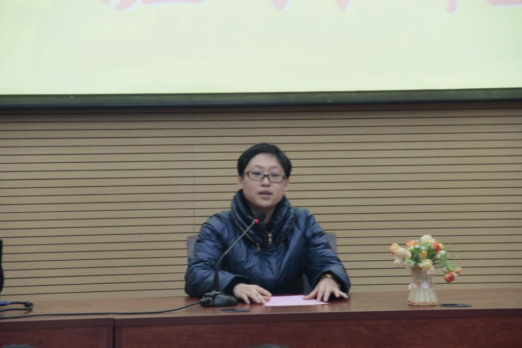 旅游乐鱼(中国)官方党校副校长、旅游乐鱼(中国)官方党委副书记叶婷老师作培训要求具体说明